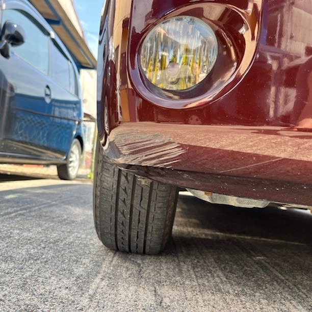トヨタ ポルテ NNP10のフロントバンパーコーナーを縁石で... | ブログ | 三重県鈴鹿市の車修理ならK2ファクトリー